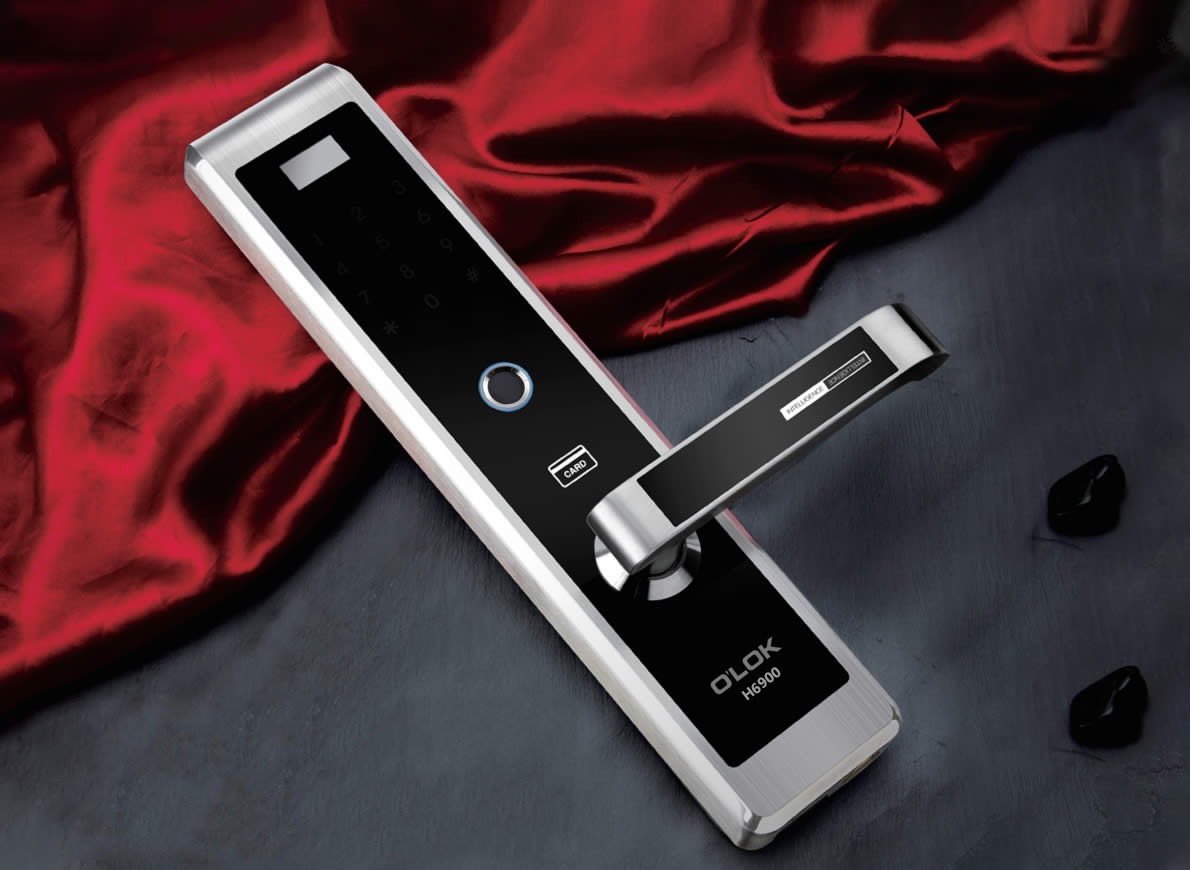 Khóa cửa điện tử O’LOK H6900 2 khoa cua van tay olok h6900